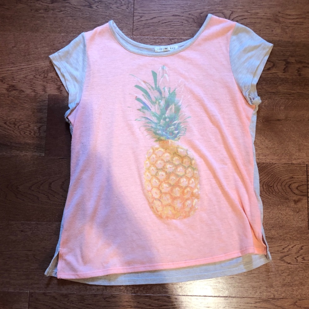 pineapple shirt